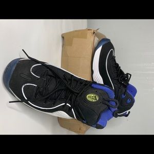 Air Penny 2 “ Black Royal “ size 7.5